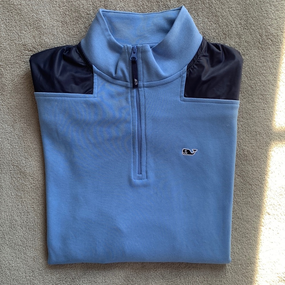 Men’s Vineyard Vines 3/4 zip in blue. Size S